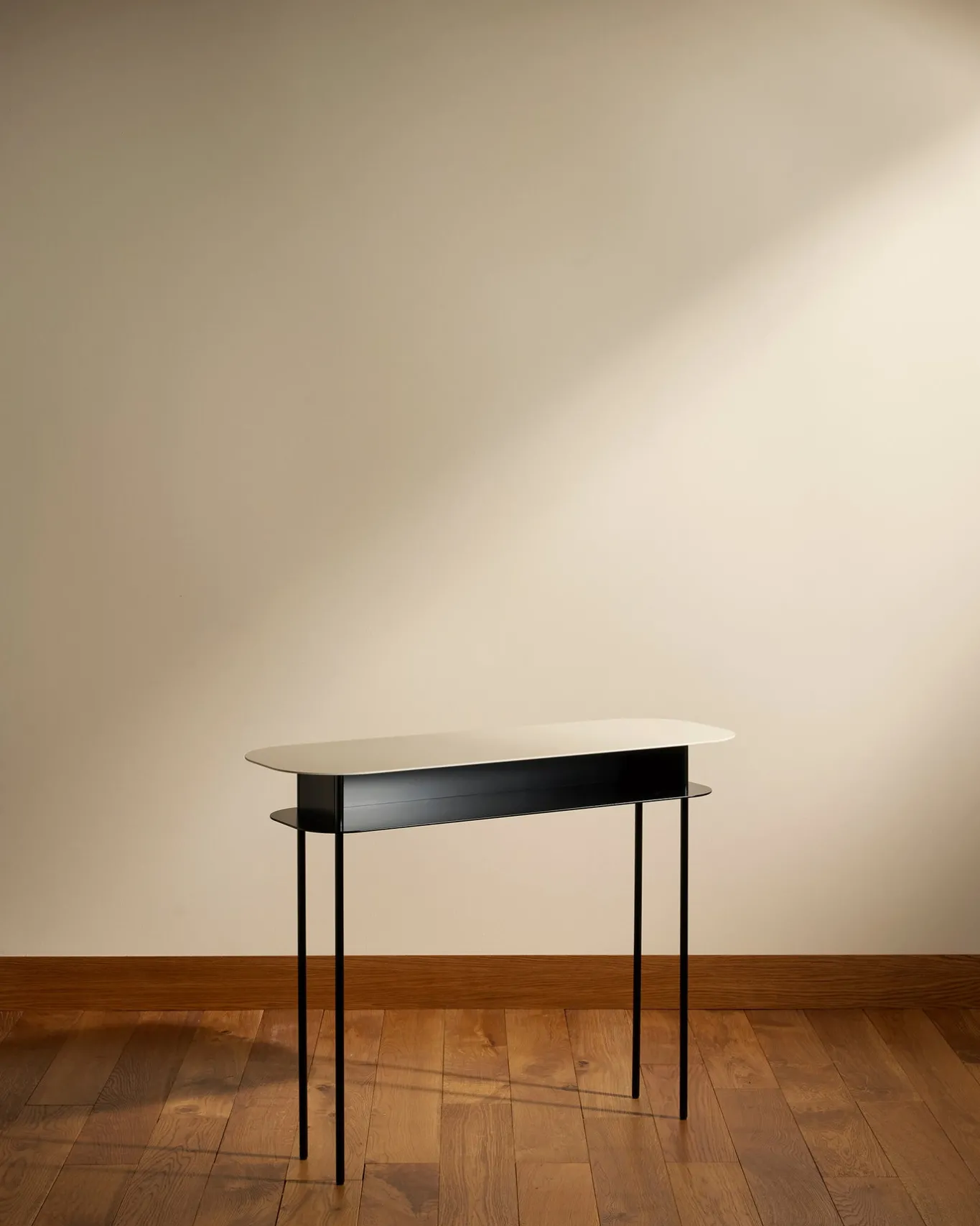 Hot Console Tokyo - Ecru Collection Tokyo|Consoles