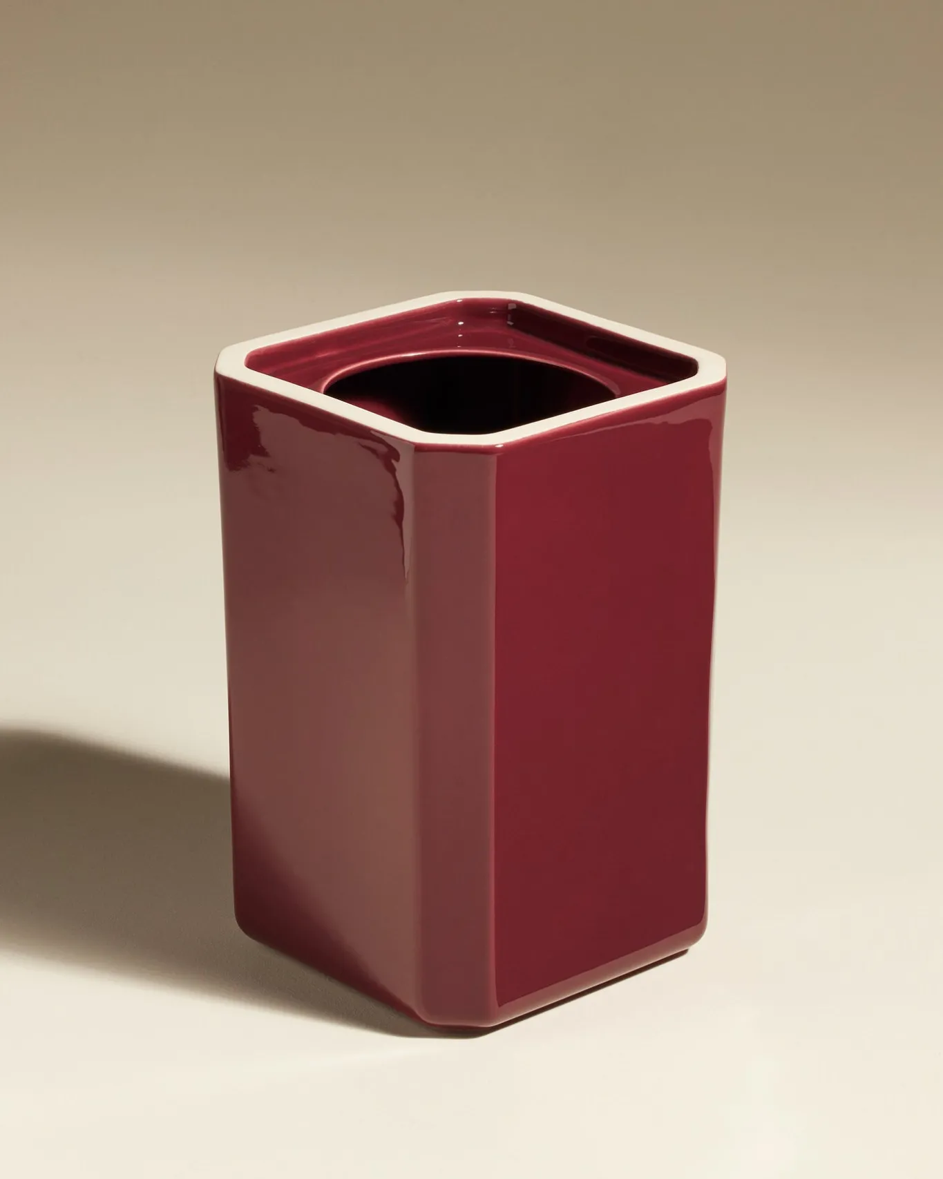 Hot Vase Facettes - Vases
